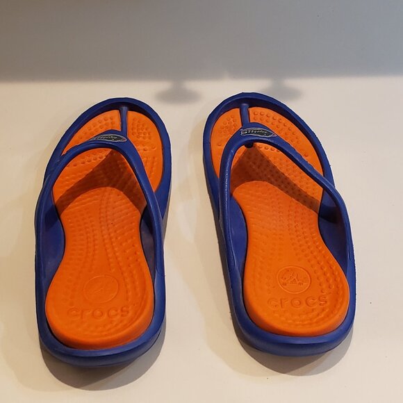 CROCS FLORIDA GATOR BLUE & ORANGE UNISEX THONG SANDAL - Picture 4 of 11